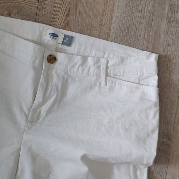 Old Navy size 10 white wide leg crops - Picture 3 of 4